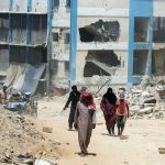 © UNRWA غزہ کا ایک سکول جو جنگ کے دوران بے گھر افراد کی پناہ گاہ کے طور پر استعمال ہو رہا تھا اسرائیلی بمباری میں کھنڈر میں بدل گیا ہے۔