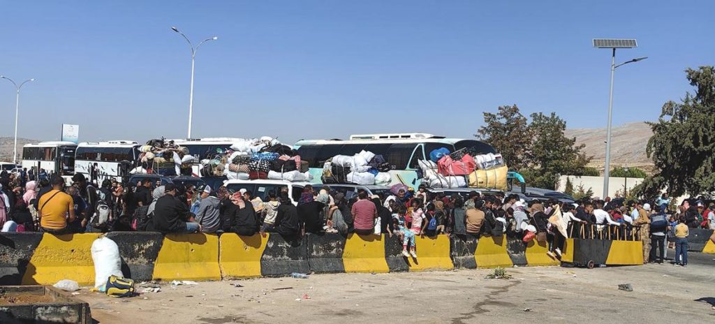 © UNHCR/Vadim Makheev لبنان پر اسرائیلی حملوں میں حالیہ اضافہ کے بعد بڑی تعداد میں لوگ جان بچانے کے لیے شام پہنچ رہے ہیں۔