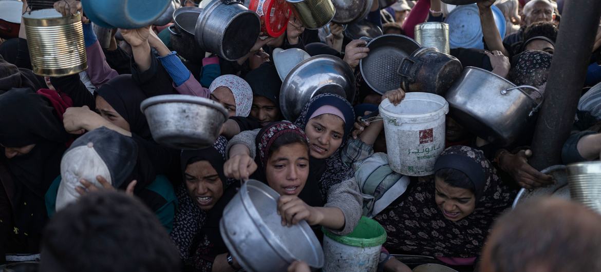 غزہ: امداد کی ترسیل پر اسرائیلی پابندی اجتماعی سزا کے مترادف، لازارینی
